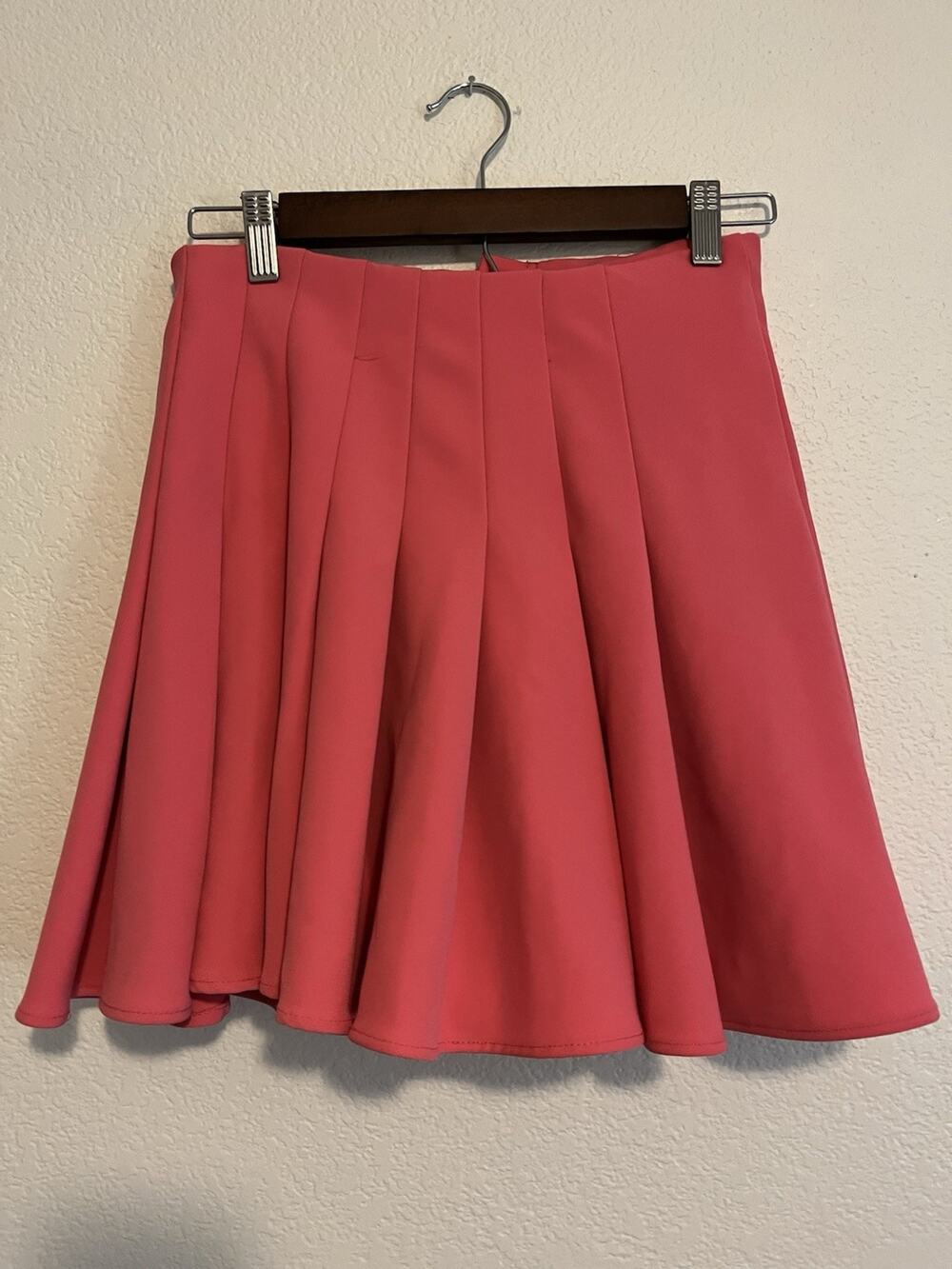 Womens Size 4 Bubblegum Pink Tennis Skirt By H&M